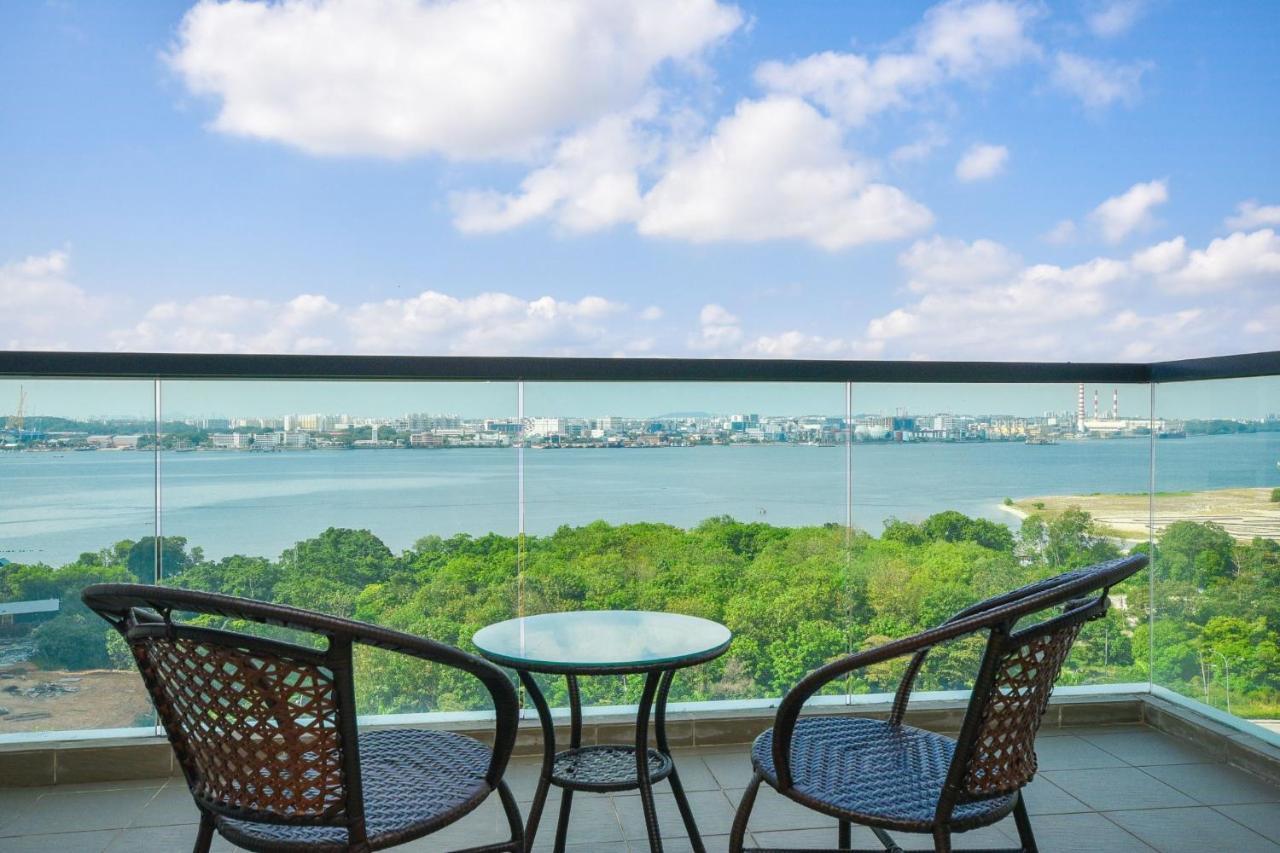 Apartment Marina View By Nest Bathtub & Seaview! Johor Bahru