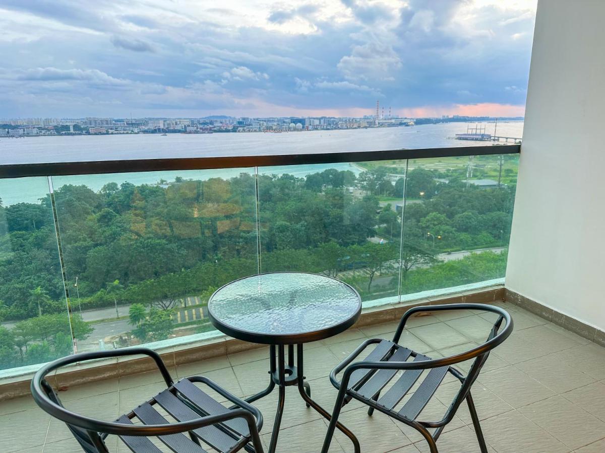Marina View By Nest Bathtub & Seaview!
